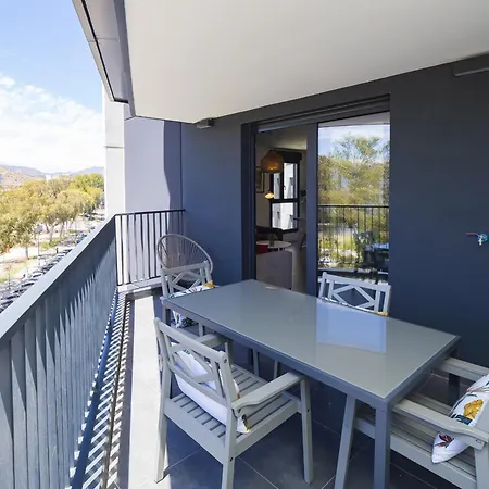 Cubo's Urban Sky West View 5